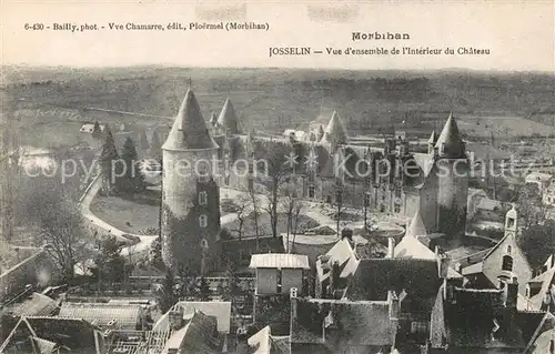 AK / Ansichtskarte Josselin Vue densemble de lInterieur du Chateau Josselin