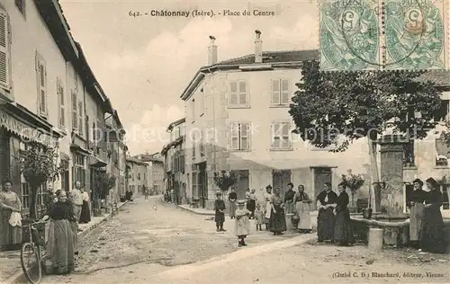 AK / Ansichtskarte Chatonnay_Isere Place du Centre Chatonnay Isere