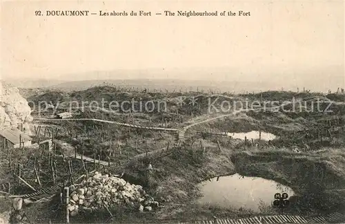 AK / Ansichtskarte Douaumont Les abords du Fort Douaumont