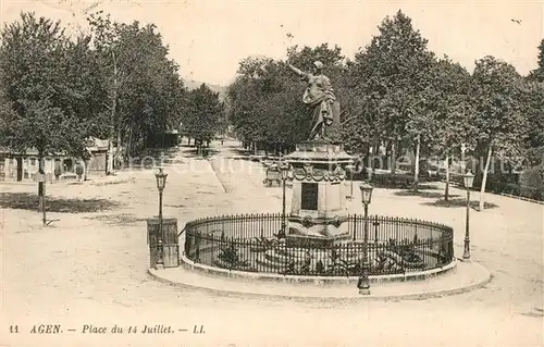 AK / Ansichtskarte Agen_Lot_et_Garonne Place du 14 Juillet Agen_Lot_et_Garonne