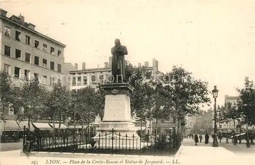 AK / Ansichtskarte Lyon_France Place de la Croix Rousse et Statue de Jacquard Lyon France