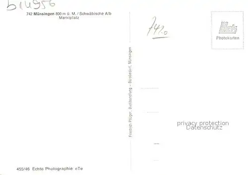 AK / Ansichtskarte Muensingen Marktplatz Altstadt Fachwerkhaus Christbaum Nachtaufnahme Muensingen