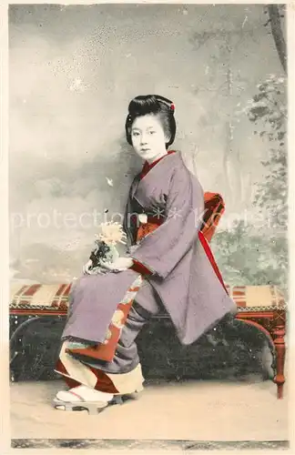 AK / Ansichtskarte Typen_Asien Frau Kimono China  Typen Asien