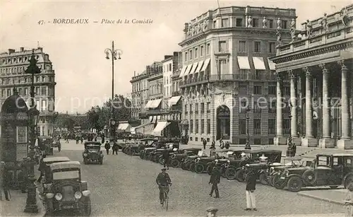 AK / Ansichtskarte Bordeaux Place de la Comedie Bordeaux