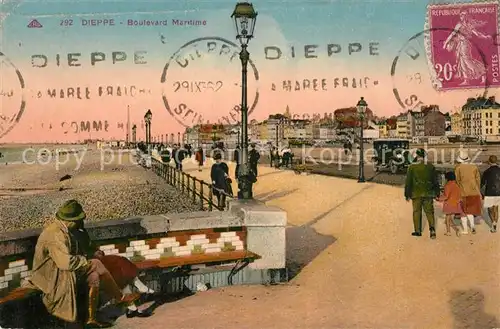 AK / Ansichtskarte Dieppe_Seine Maritime Boulevard Maritime et la plage Dieppe Seine Maritime