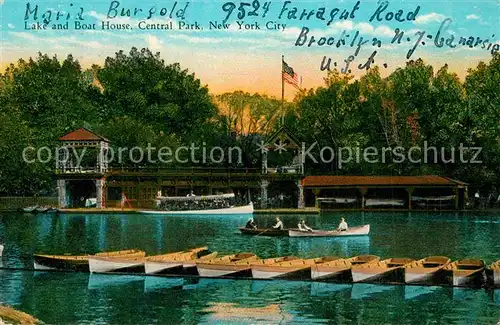 AK / Ansichtskarte New_York_City Lake and Boat House Central Park New_York_City