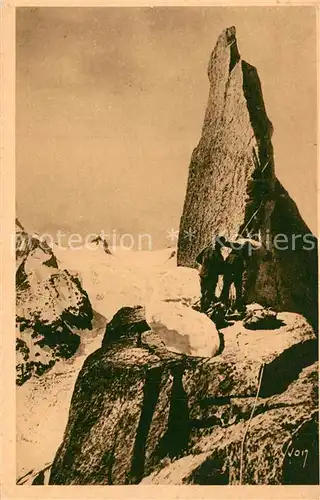 AK / Ansichtskarte Bergsteigen_Klettern Massif du Mont Blanc Aiguilles de Chamonix  