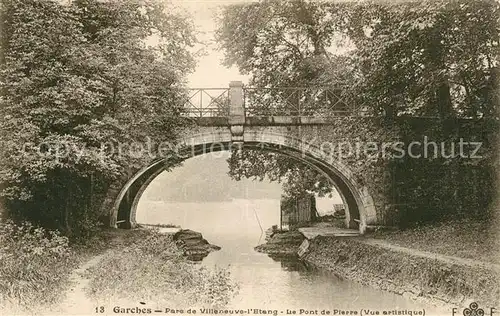 AK / Ansichtskarte Garches Parc de Villeneuve l`Etang Pont Garches