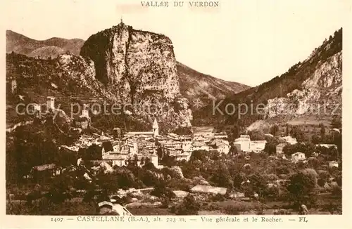 AK / Ansichtskarte Castellane Vue generale et le Rocher Vallee du Verdon Castellane
