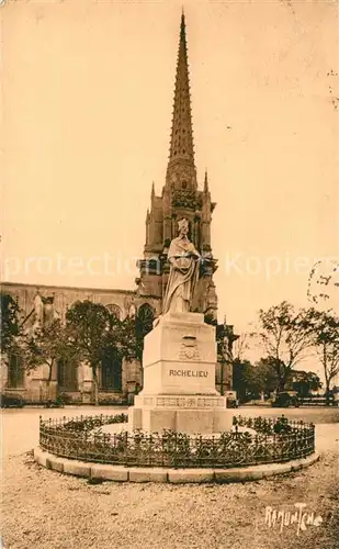 AK / Ansichtskarte Lucon Monument Richelieu Lucon