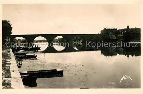 AK / Ansichtskarte Bergerac Pont sur la Dordogne Bergerac
