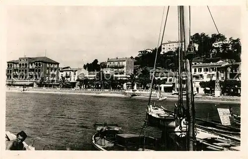 AK / Ansichtskarte Le_Lavandou Port Bateaux Cote d Azur Le_Lavandou