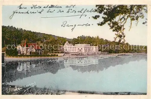 AK / Ansichtskarte Bagnoles de l_Orne Vue sur le lac et Casino Bagnoles de l_Orne