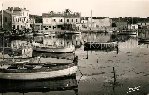 AK / Ansichtskarte Le_Brusc Un coin du Port Le_Brusc