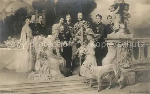 AK / Ansichtskarte Wilhelm_II Kaiserin Auguste Viktoria Familie K?nstlerkarte Ferdinand Keller  