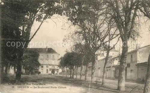 AK / Ansichtskarte Loudun Le Boulevard Porte Chinon Loudun