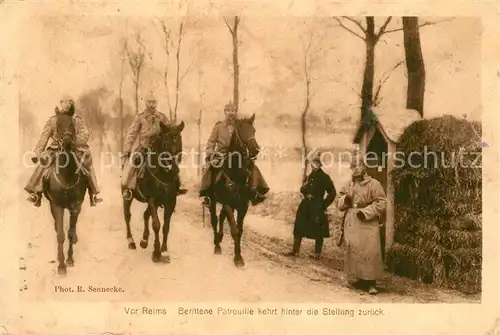 AK / Ansichtskarte Reims_Champagne_Ardenne Berittene Patrouille kehrt hinter die Stellung zurueck Reims_Champagne_Ardenne