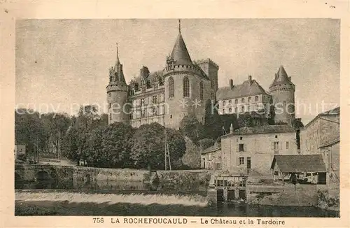 AK / Ansichtskarte La_Rochefoucauld Chateau et la Tardoire La_Rochefoucauld