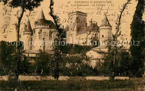AK / Ansichtskarte La_Rochefoucauld Chateau Schloss La_Rochefoucauld