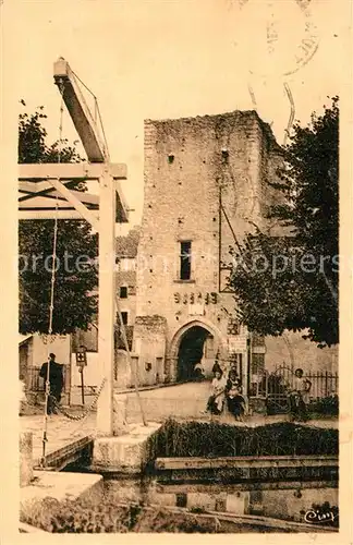 AK / Ansichtskarte Mennetou sur Cher Porte de Ville Jeanne d Arc XIIIe siecle Pont Mennetou sur Cher