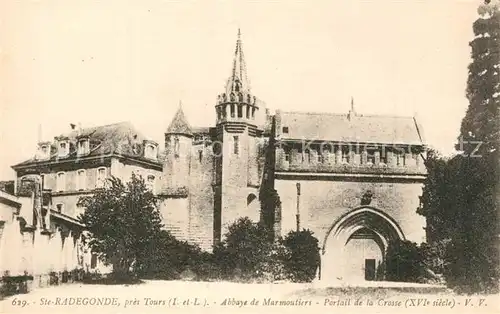 AK / Ansichtskarte Sainte_Radegonde_Indre_et_Loire Abbaye de Marmoutiers Portail de la Crosse XVIe siecle 