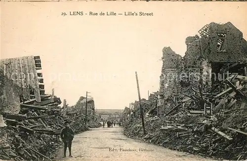 AK / Ansichtskarte Lens_Pas de Calais Guerre 1914 18 Rue de Lille  Lens_Pas de Calais