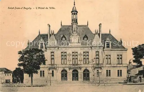 AK / Ansichtskarte Saint Jean d_Angely Hotel de Ville Saint Jean d Angely