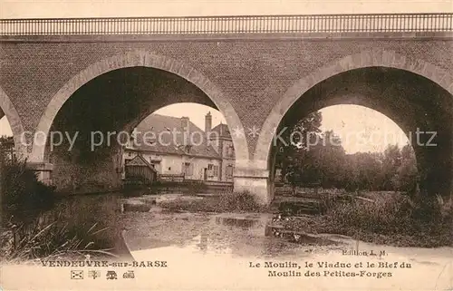 AK / Ansichtskarte Vendeuvre sur Barse Moulin Viaduc et le Bief du Moulin des Petites Forges Vendeuvre sur Barse