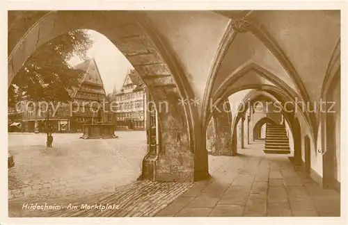 AK / Ansichtskarte Hildesheim Marktplatz Hildesheim