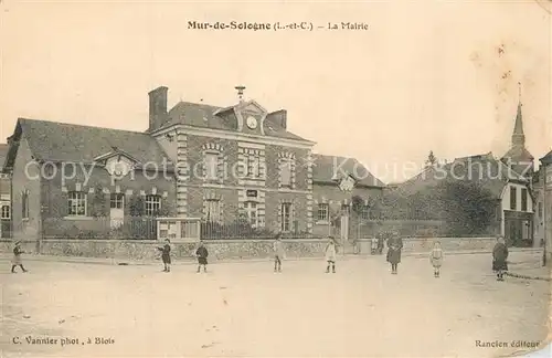 AK / Ansichtskarte Mur de Sologne Mairie Mur de Sologne