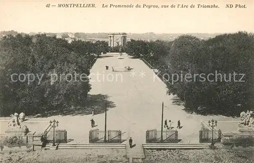 AK / Ansichtskarte Montpellier_Herault Promenade du Peyrou vue de l Arc de Triomphe Montpellier Herault