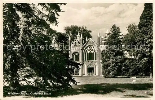AK / Ansichtskarte Woerlitz Woerlitzer Park Gotisches Haus Woerlitz