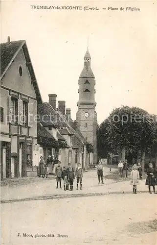 AK / Ansichtskarte Tremblay les Villages Place de l Eglise Tremblay les Villages