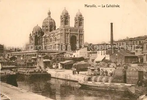 AK / Ansichtskarte Marseille_Bouches du Rhone Cathedrale Marseille