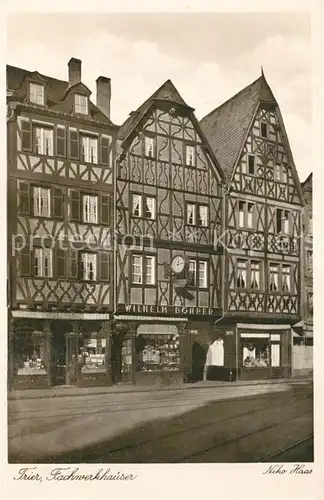 AK / Ansichtskarte Trier Fachwerkhaeuser Altstadt Trier