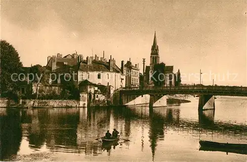 AK / Ansichtskarte Sable sur Sarthe Les grands ponts et l eglise Sable sur Sarthe