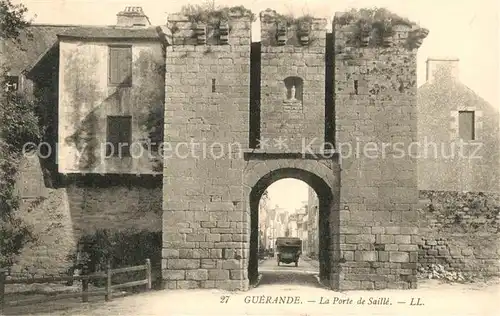 AK / Ansichtskarte Guerande La Porte de Saille Guerande