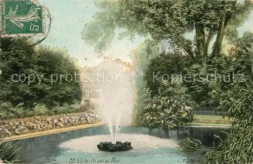 AK / Ansichtskarte Vichy_Allier Un coin du parc Fontaine Vichy Allier