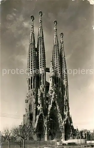 AK / Ansichtskarte Barcelona_Cataluna Templo della Sagrada Familia Barcelona Cataluna