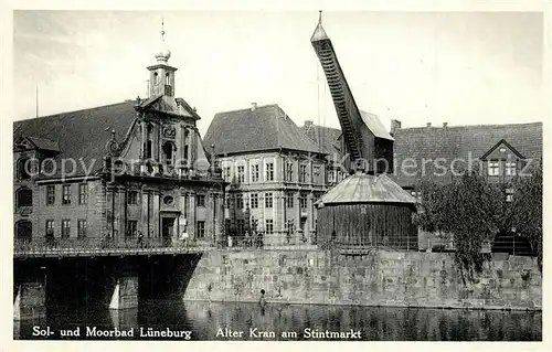 AK / Ansichtskarte Lueneburg Alter Kran am Stintmarkt Lueneburg