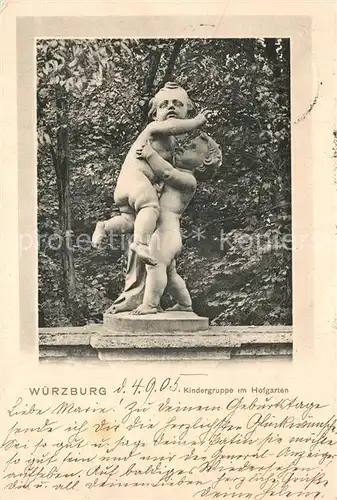 AK / Ansichtskarte Wuerzburg Kindergruppe im Hofgarten Skulpturen Wuerzburg