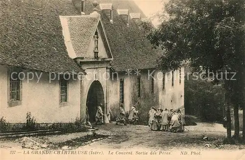 AK / Ansichtskarte La_Grande Chartreuse Couvent Sortie des Peres  La_Grande Chartreuse
