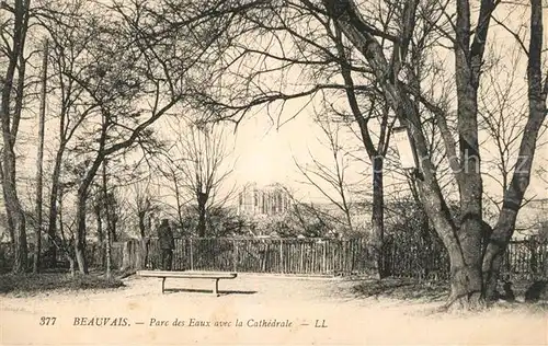 AK / Ansichtskarte Beauvais Parc des Eaux avec la Cathedrale Beauvais