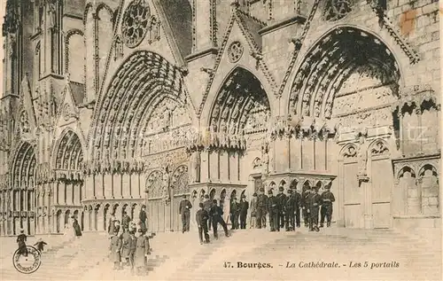 AK / Ansichtskarte Bourges Cathedrale les 5 portails Bourges