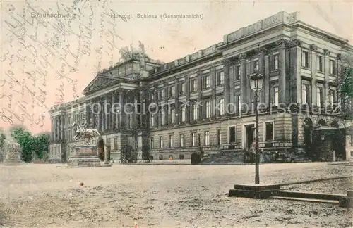 AK / Ansichtskarte Braunschweig Herzogliches Schloss Denkmal Reiterstandbild Braunschweig