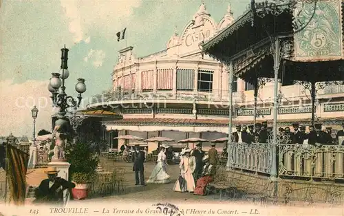 AK / Ansichtskarte Trouville_Havre la Terrasse du Grand Salon a lHeure du Concert Trouville_Havre