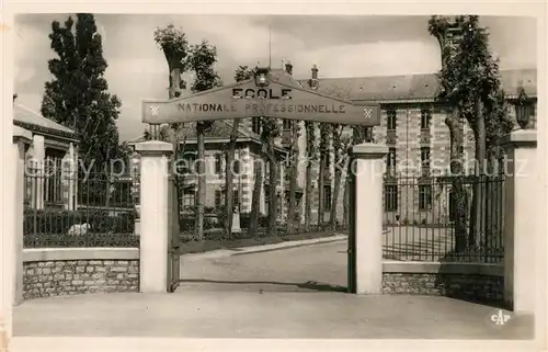 AK / Ansichtskarte Vierzon Ecole Nationale Professionnelle Vierzon