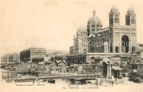 AK / Ansichtskarte Marseille_Bouches du Rhone Cathedrale Marseille