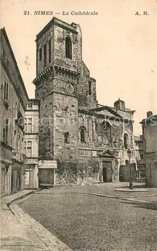 AK / Ansichtskarte Nimes La Cathedrale Nimes