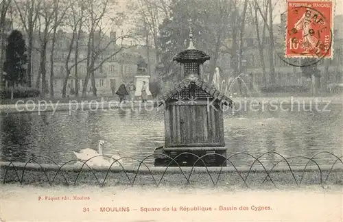 AK / Ansichtskarte Moulins_Allier Square de la Republique Bassin des Cygnes Moulins Allier